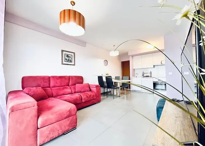 Sea View 2-Bedrooms Apartment
