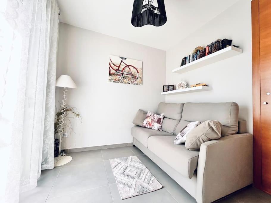 Sea View 2-bedrooms *